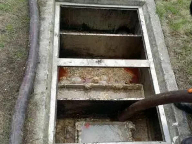 山南隔油池清理