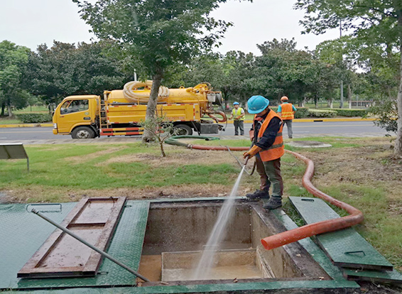 山南化油池清理